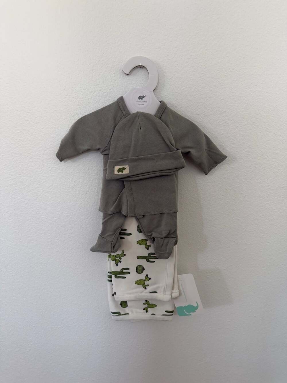 Monica + Andy Organic Cuddle Box - Cactus Print Preemie 4-Piece Layette Set